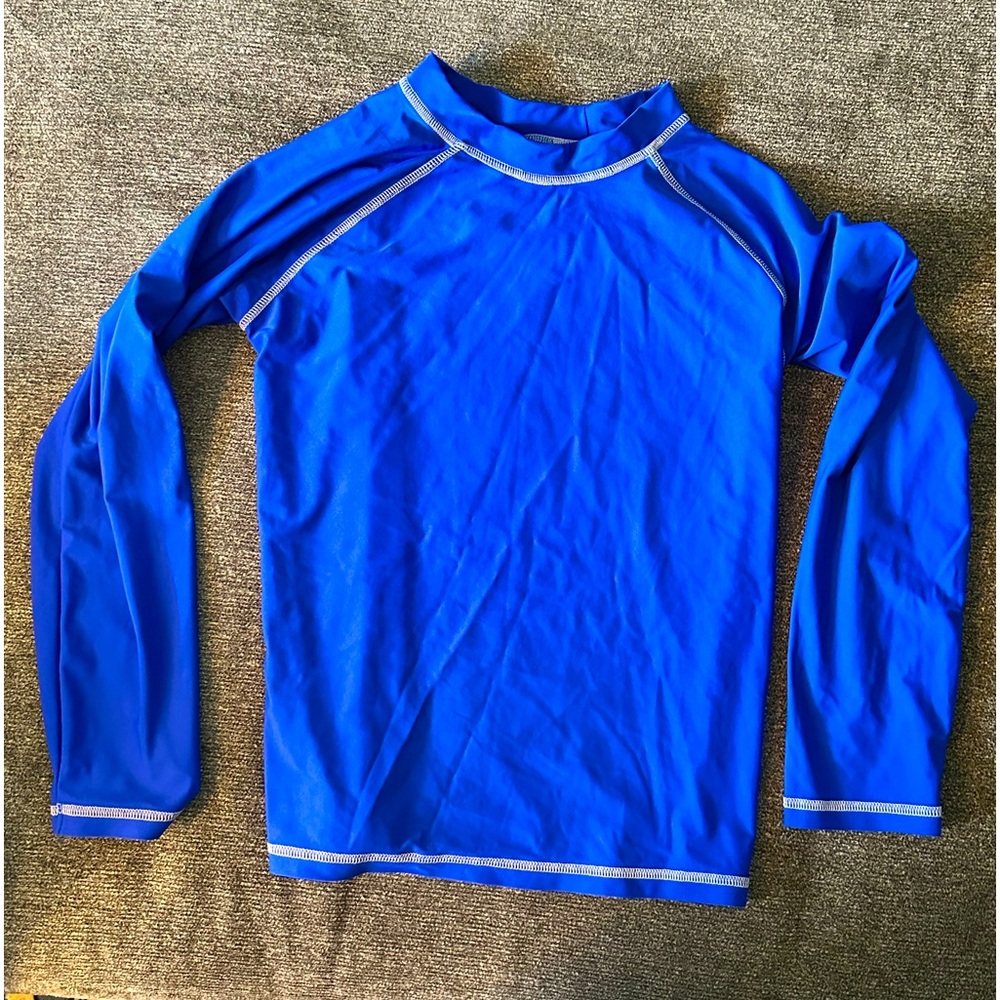 SPF 50 boys rash guard. Long sleeve, barely worn. Royal blue